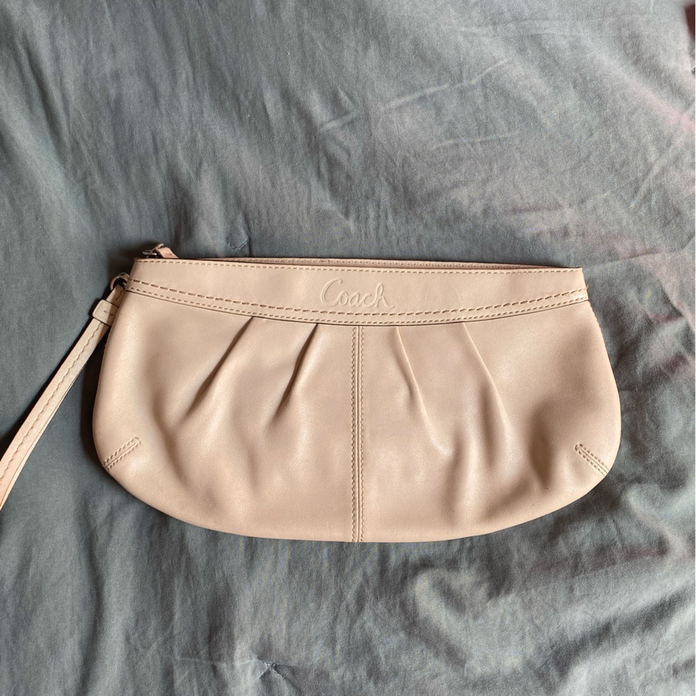 Coach cream leather clutch